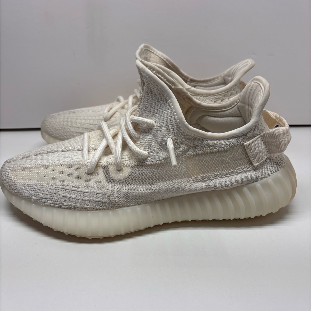 Adidas YEEZY BOOST 350 V2 Bone Men’s 8.5 - Picture 3 of 10
